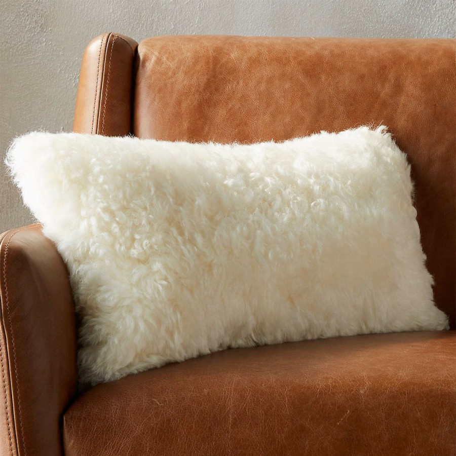 Pillows & Throws * | Cb2 Popular Icelandic White Shorn Sheepskin Fur Throw Pillow With Down-Alternative Insert 23 X11"