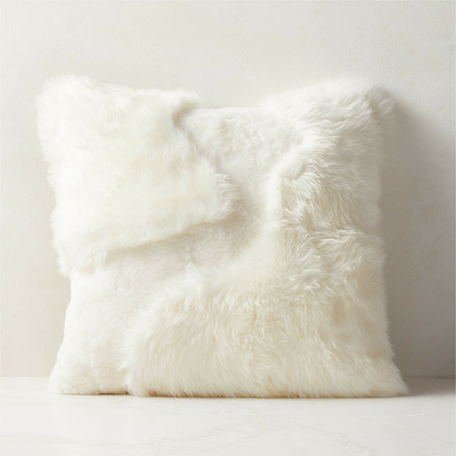 Pillows & Throws * | Cb2 Quick Delivery Connect White Sheepskin Fur Throw Pillow With Down-Alternative Insert 20