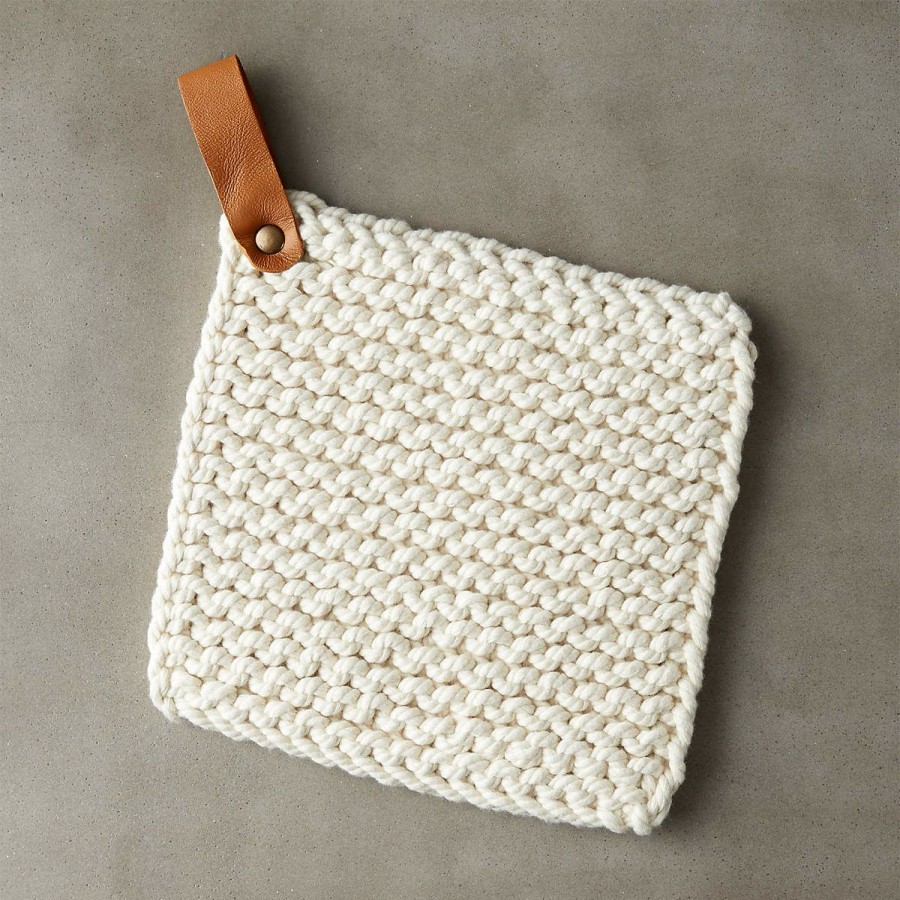 Kitchen & Dining * | Cb2 Quick Delivery Crochet White Pot Holder